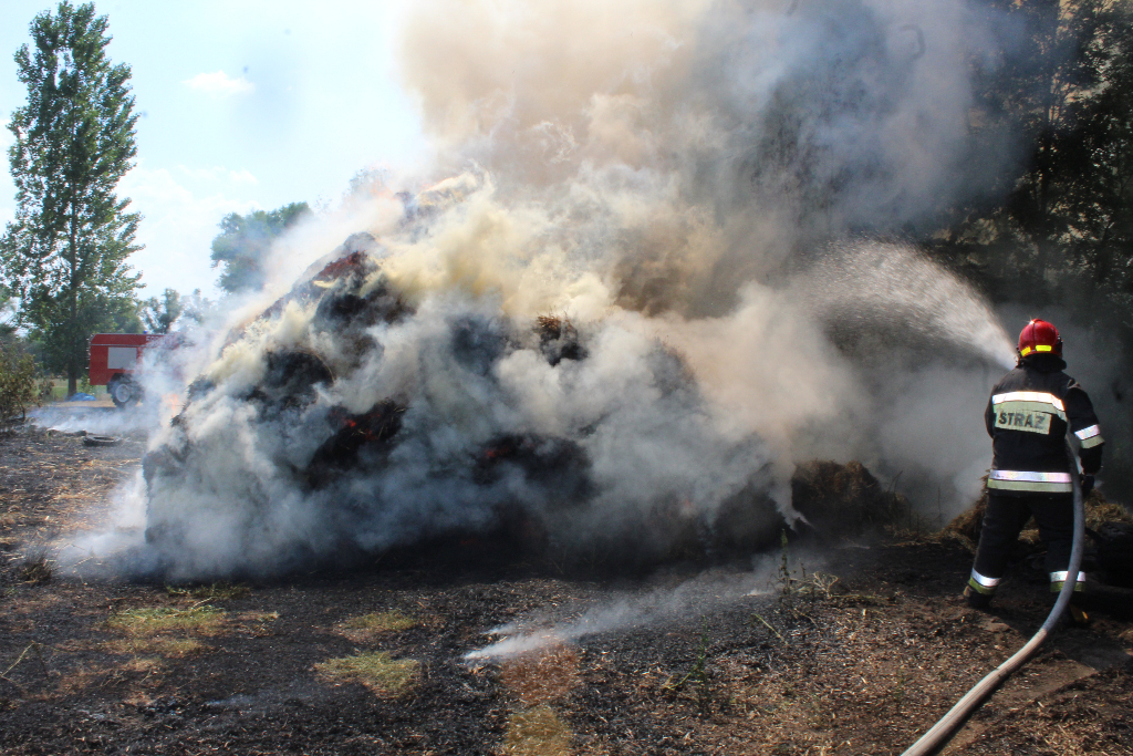 Pożar stogu w Kotuni
