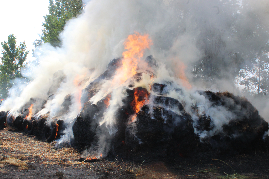 Pożar stogu w Kotuni