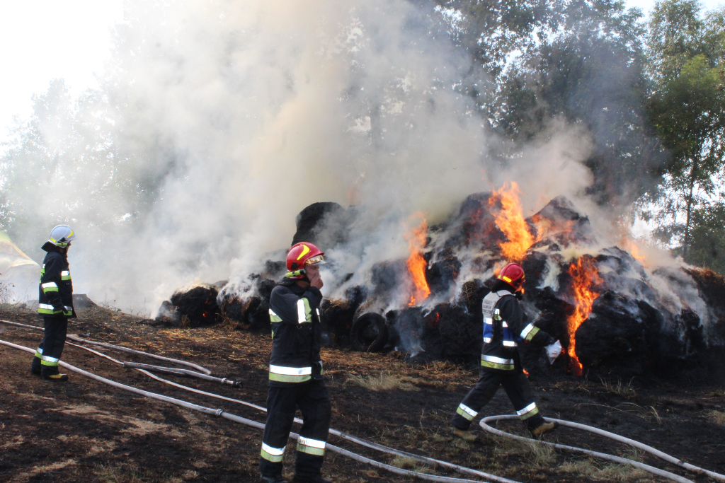 Pożar stogu w Kotuni
