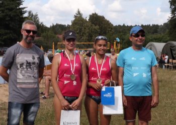 Zagrało ponad sto par