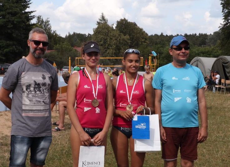 Zagrało ponad sto par