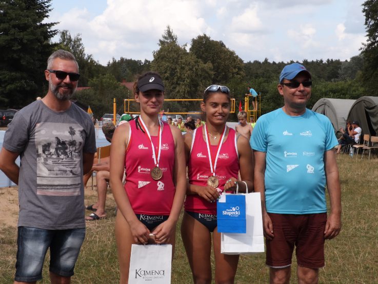 Zagrało ponad sto par