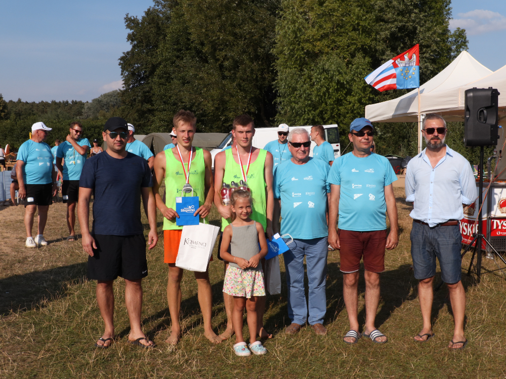 Zagrało ponad sto par