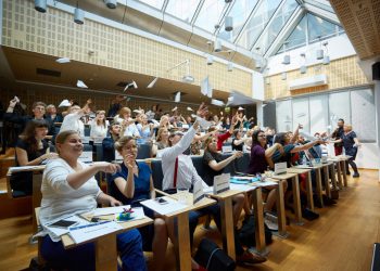 Zdobądź stypendium i studiuj w Szkole Edukacji