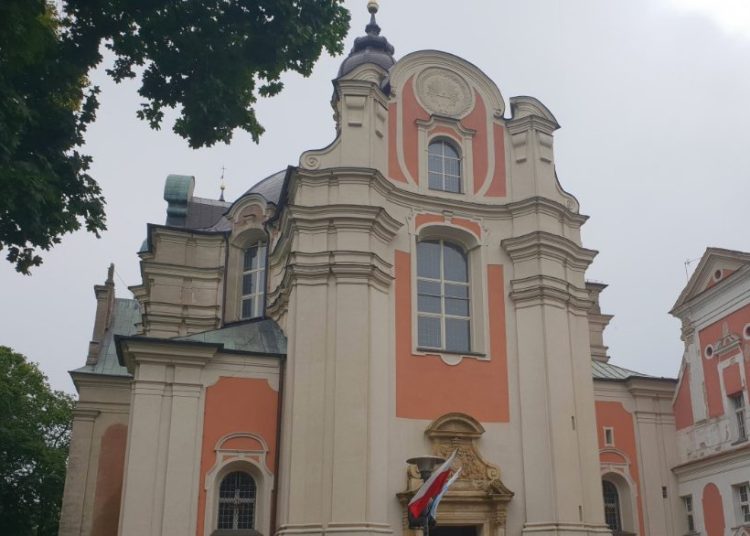 Złodziej zabrał pieniądze z intencji mszalnych