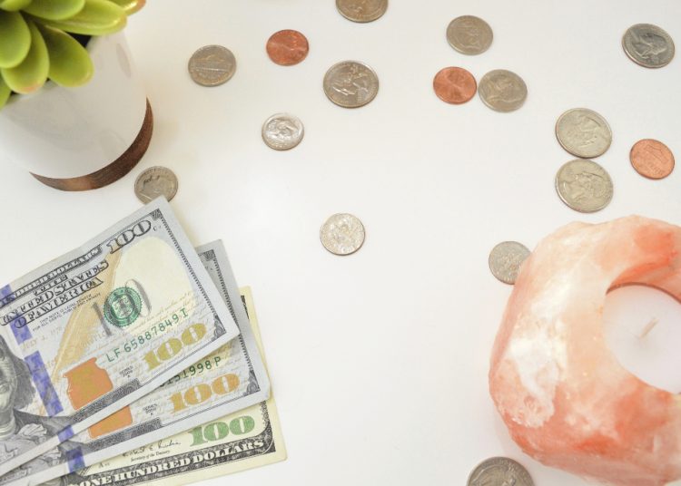 Czy darmowe chwilówki są… darmowe?