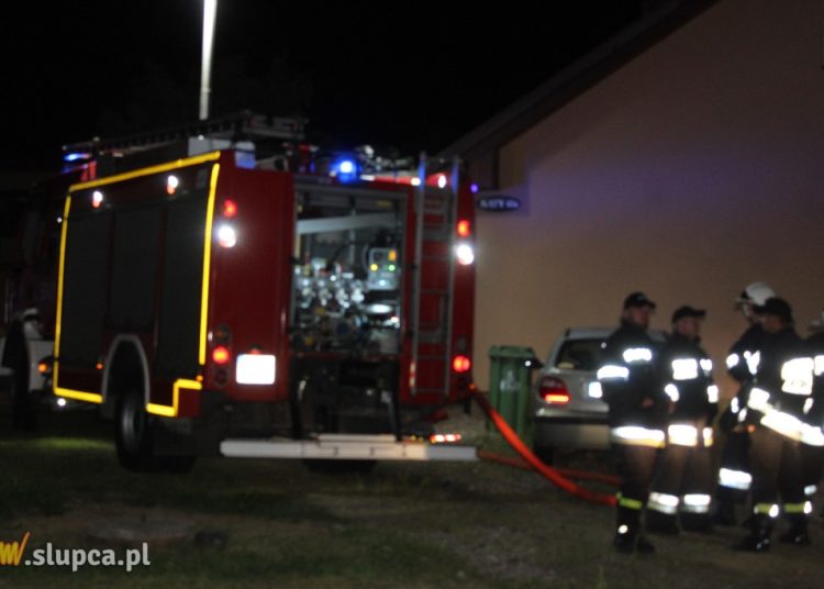 Płonie dom w Kątach