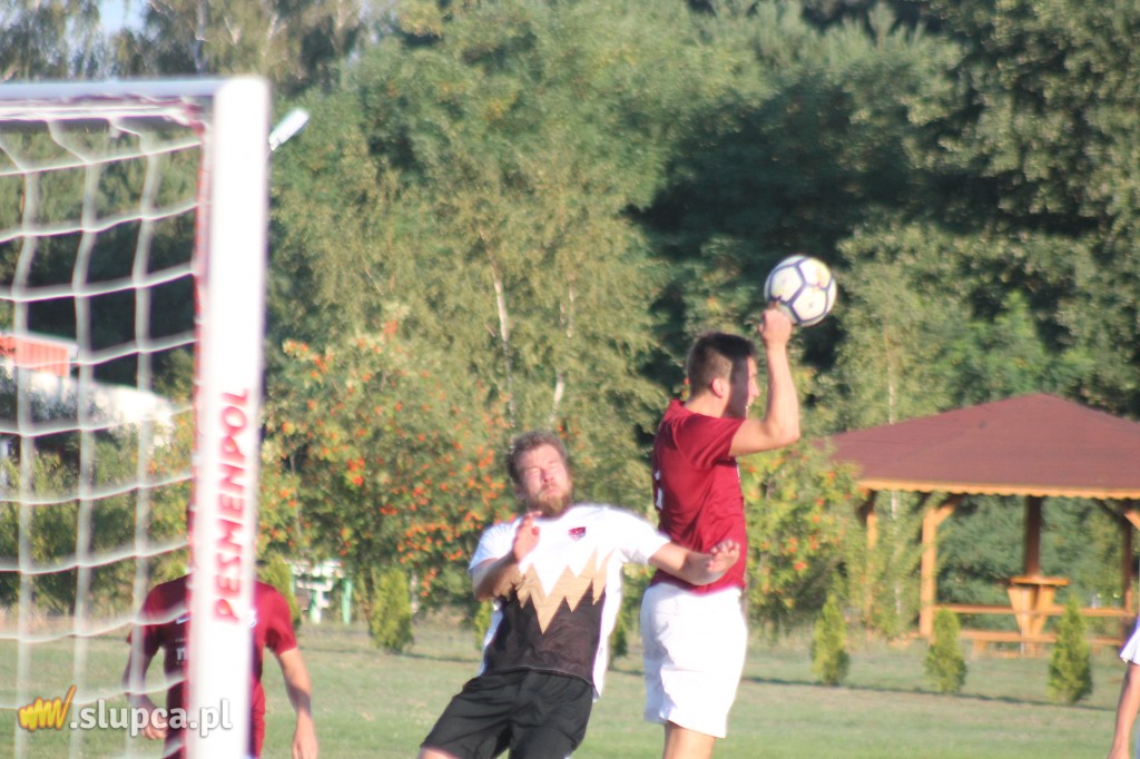Szalony mecz w Pyzdrach. Kłos II ogrywa Orły FOTO