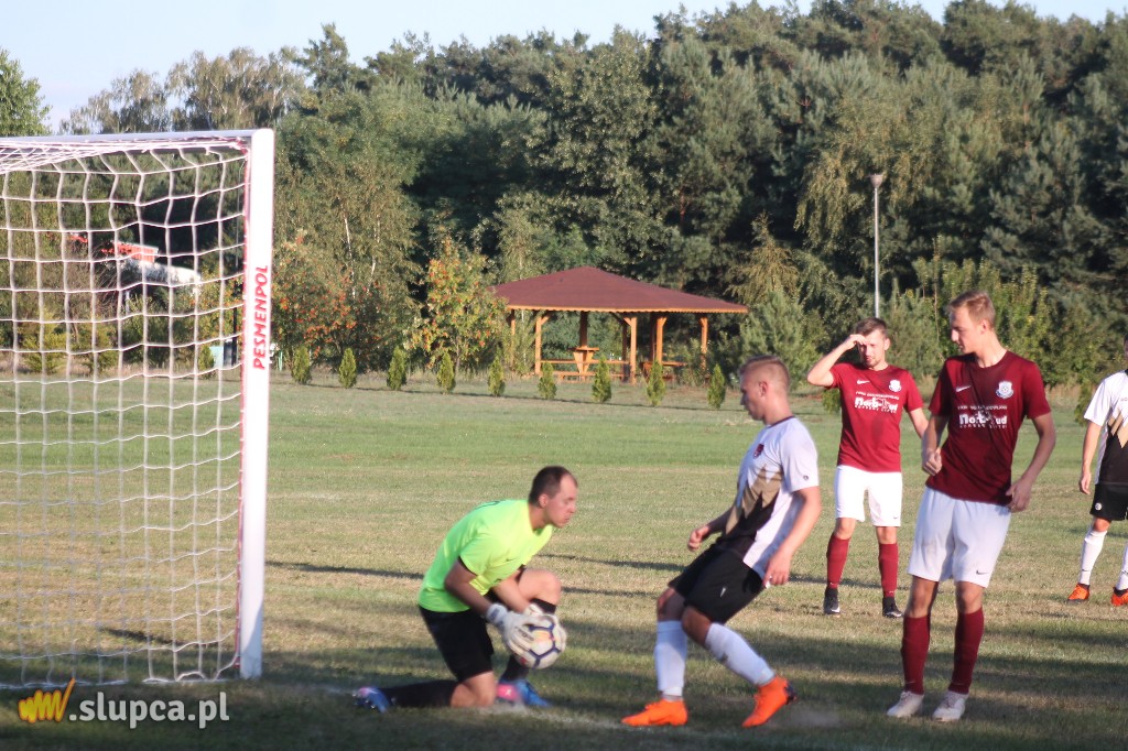 Szalony mecz w Pyzdrach. Kłos II ogrywa Orły FOTO
