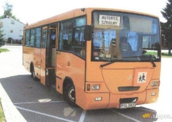 Ostrowite: Szkoła sprzedaje autobus