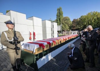 Pogrzeb bohaterów. Spoczęli na Powązkach