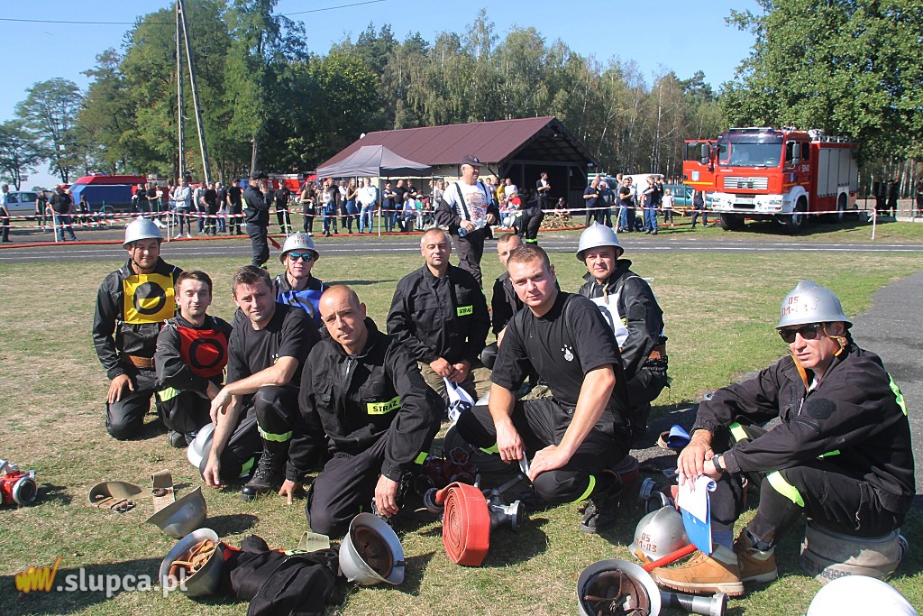Powiatowe zawody sportowo pożarnicze OSP  (foto)
