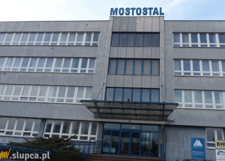 Mostostal „wisi” ponad 400 tys. zł