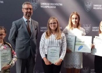 Uczennice ze Strzałkowa na podium