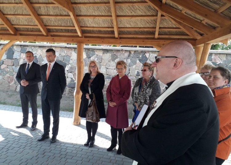 Giewartów: Plac oficjalnie otwarty