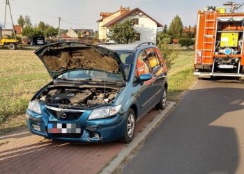 13 osób uczestniczyło w wypadku ZDJĘCIA