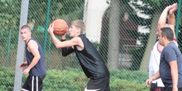 Grom zaprasza na koszykarskie treningi