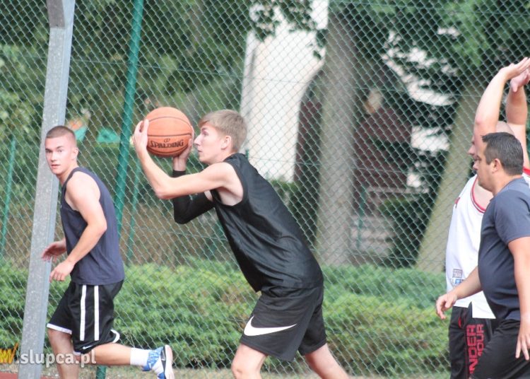 Grom zaprasza na koszykarskie treningi
