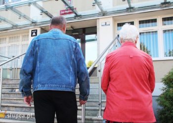 Pójdzie do więzienia za to, że… mieszka z mamą