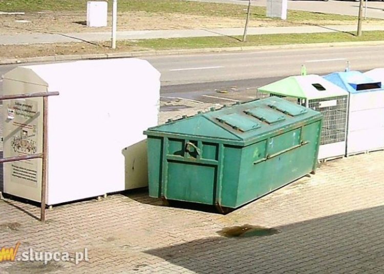 Będzie ukarany za wrzucanie śmieci do pojemnika?