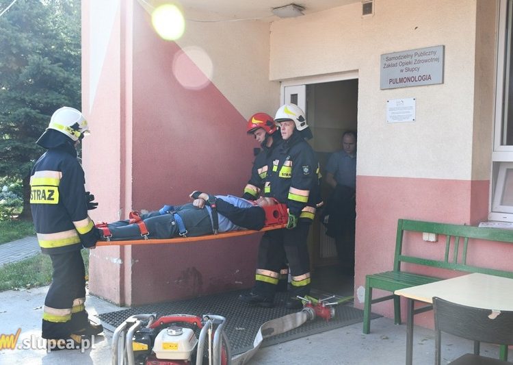 Strażackie ćwiczenia w słupeckim szpitalu