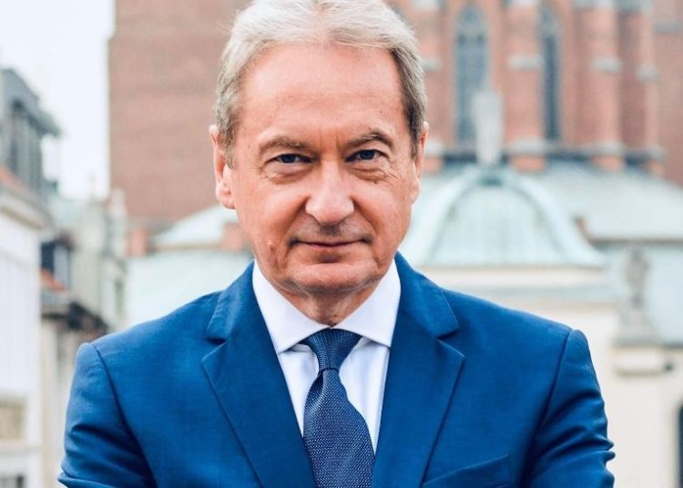 Paweł Arndt wygrywa. PiS traci senatora