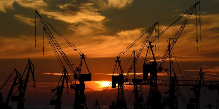 Jak dobrać rodzaj siłownika hydraulicznego?