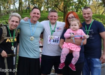 Wybiegali 11.138 zł dla małej Julki ZDJĘCIA