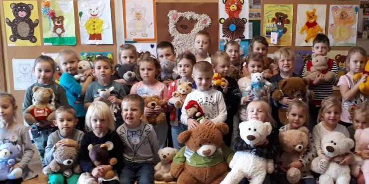 Wólka: obchodzili Dzień Pluszowego Misia