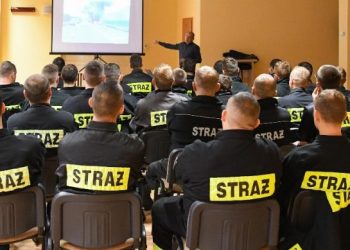 Rozpoczął się kurs dowódców