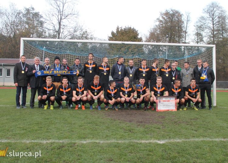 Zdobyli strefowy puchar