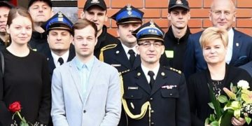 Podziękowali komendantowi za lata służby ZDJĘCIA