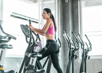 Orbitrek, wioślarz czy bieżnia – z jakim urządzeniem ułożyć skuteczny plan treningowy?
