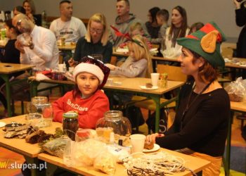 Zamknęli zimę w szkle. Warsztaty w Jedynce