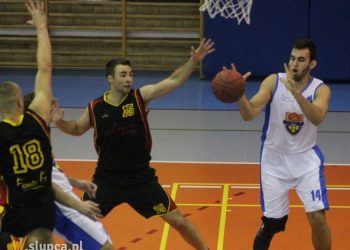 Grom zagra z Politechniką