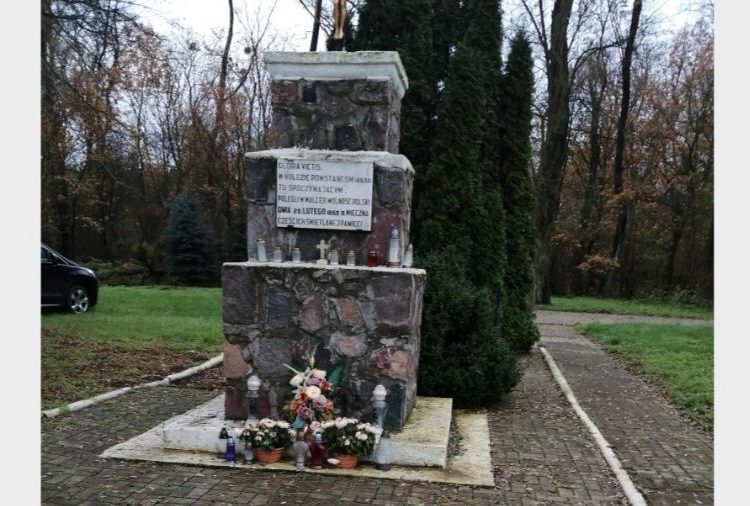 Chcą odnowić pomnik w Mieczownicy