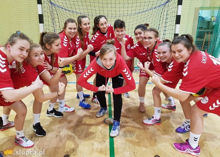 Szczypiornistki Hagardu po ostatnim tegorocznym treningu