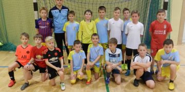 Piłkarska kadra powiatu już trenuje