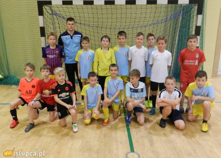 Piłkarska kadra powiatu już trenuje