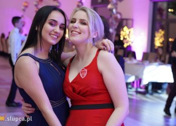 LO bawi się na studniówce ZDJĘCIA