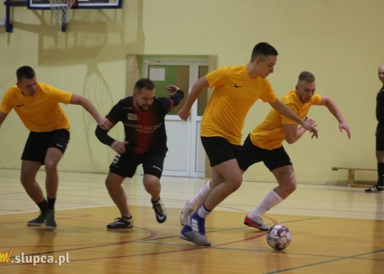 Ruszają rewanże. Pierwsza seria 2020