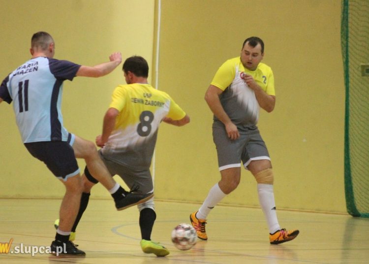 Jóźwiak ucieka Chmurze