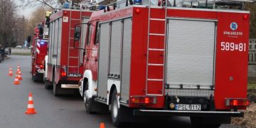 Zapaliły się szmaty w warsztacie. Już po akcji