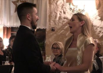 Przygoda z operetką pod strzechą FILM