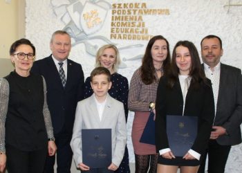 Burmistrzowie wręczyli stypendia