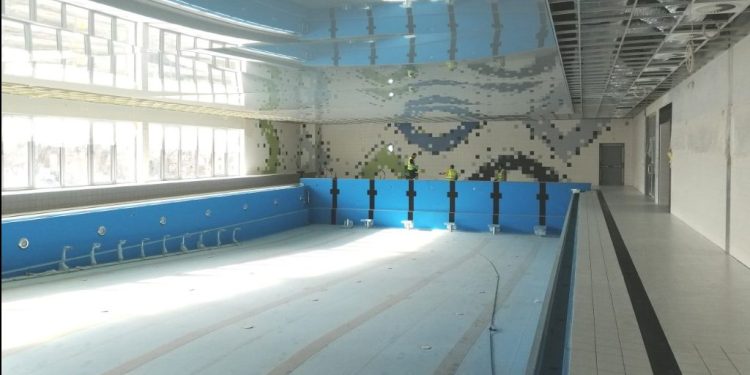 Prace na basenie dobiegają końca