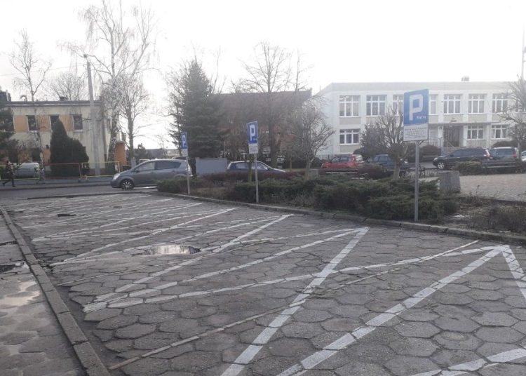 Trudniej zaparkować przy przedszkolu