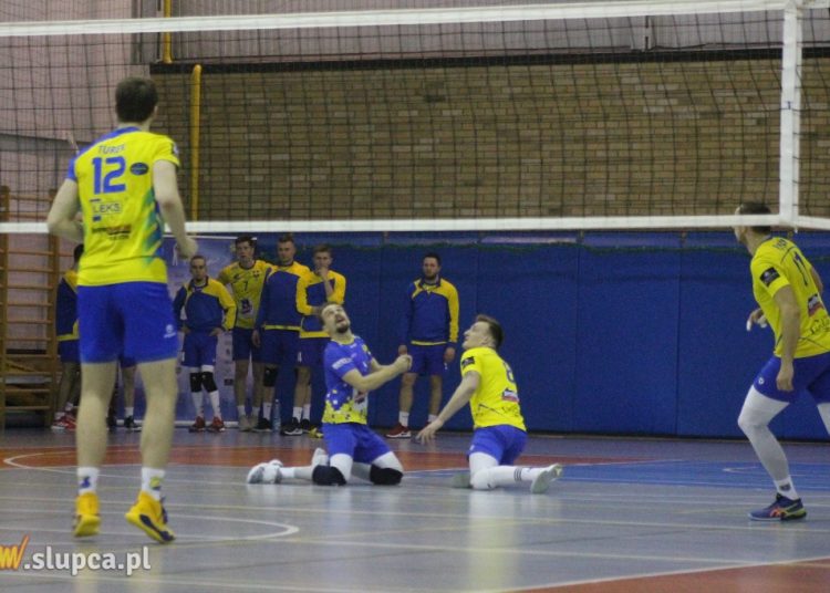 W play offach z Olimpią Sulęcin