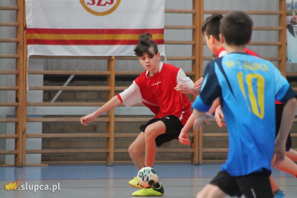 Trzynaście drużyn walczy o mistrzostwo powiatu FOTO