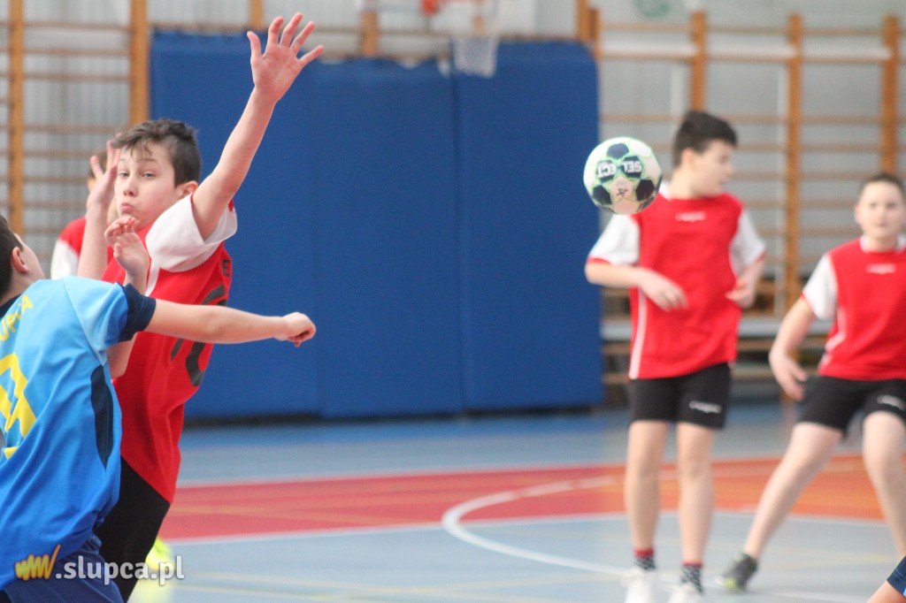 Trzynaście drużyn walczy o mistrzostwo powiatu FOTO